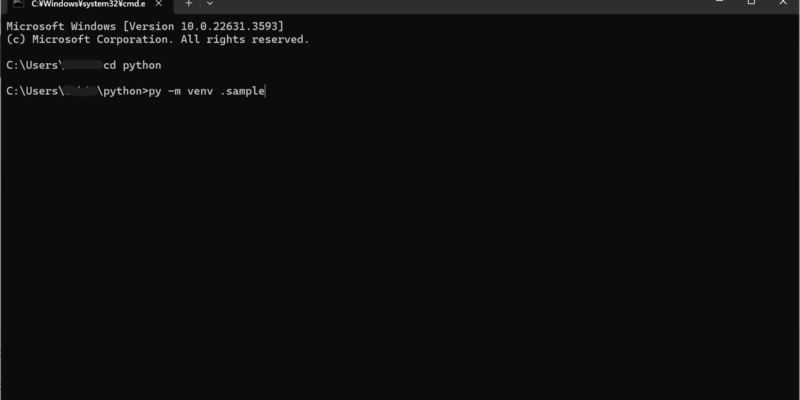 python -m venv 環境名で仮想環境を構築します。